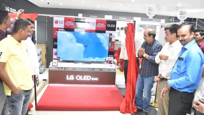 LG Electronics unveils cutting-edge TV and revolutionary scan to cook Microwave in Chennai.!!